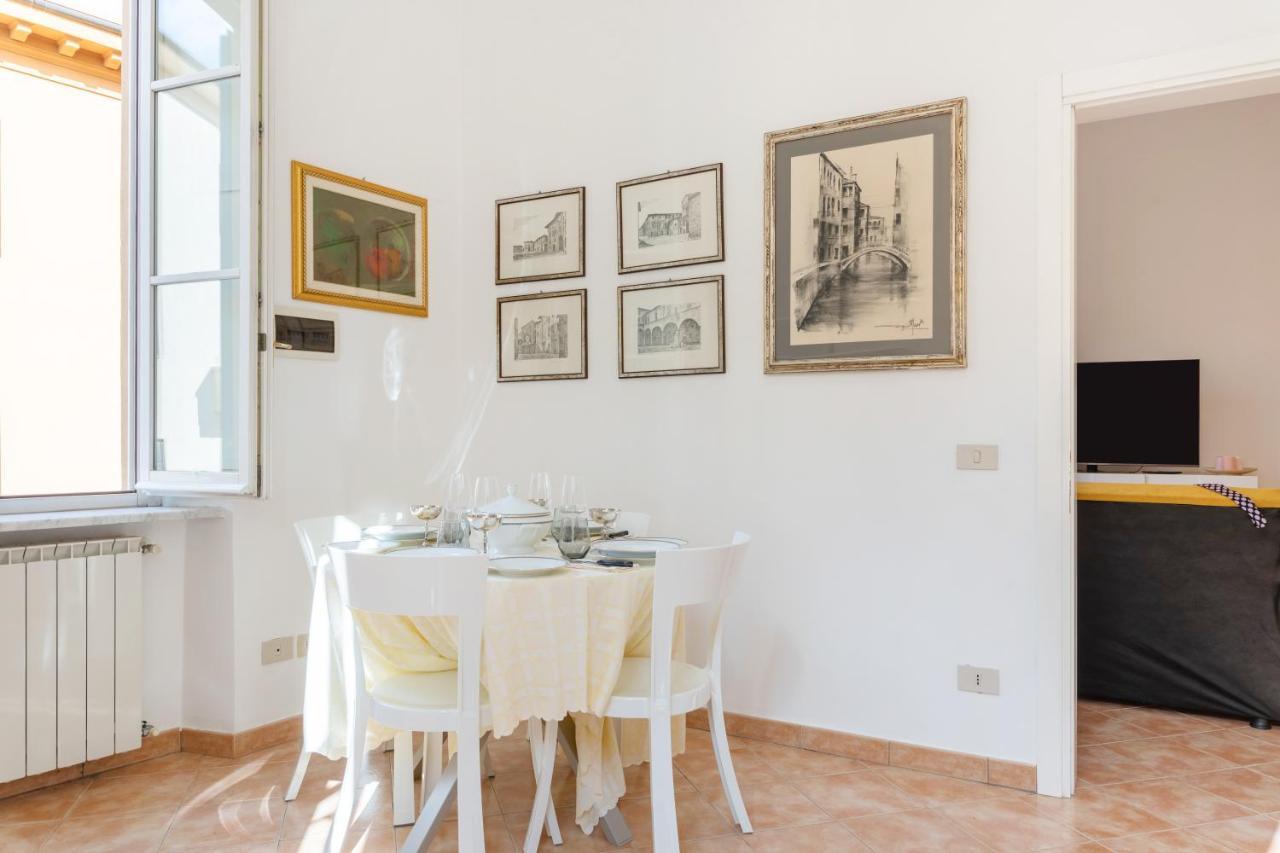 Borgo Stretto Bright Apartments ปิซา ภายนอก รูปภาพ
