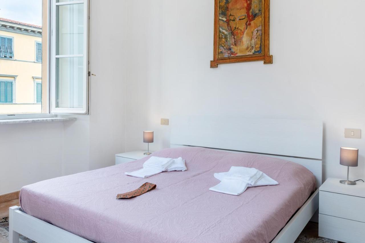 Borgo Stretto Bright Apartments ปิซา ภายนอก รูปภาพ