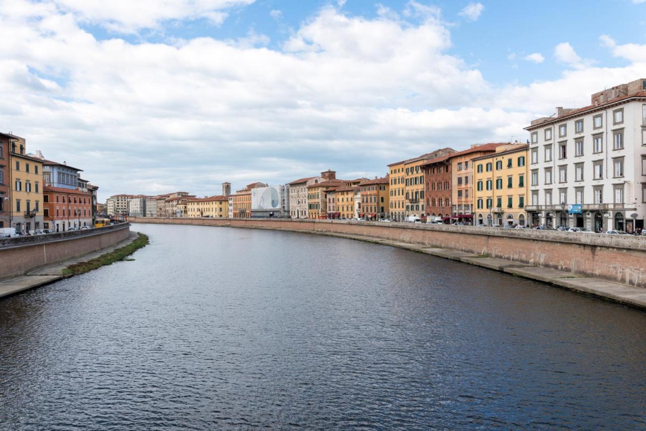 Borgo Stretto Bright Apartments ปิซา ภายนอก รูปภาพ