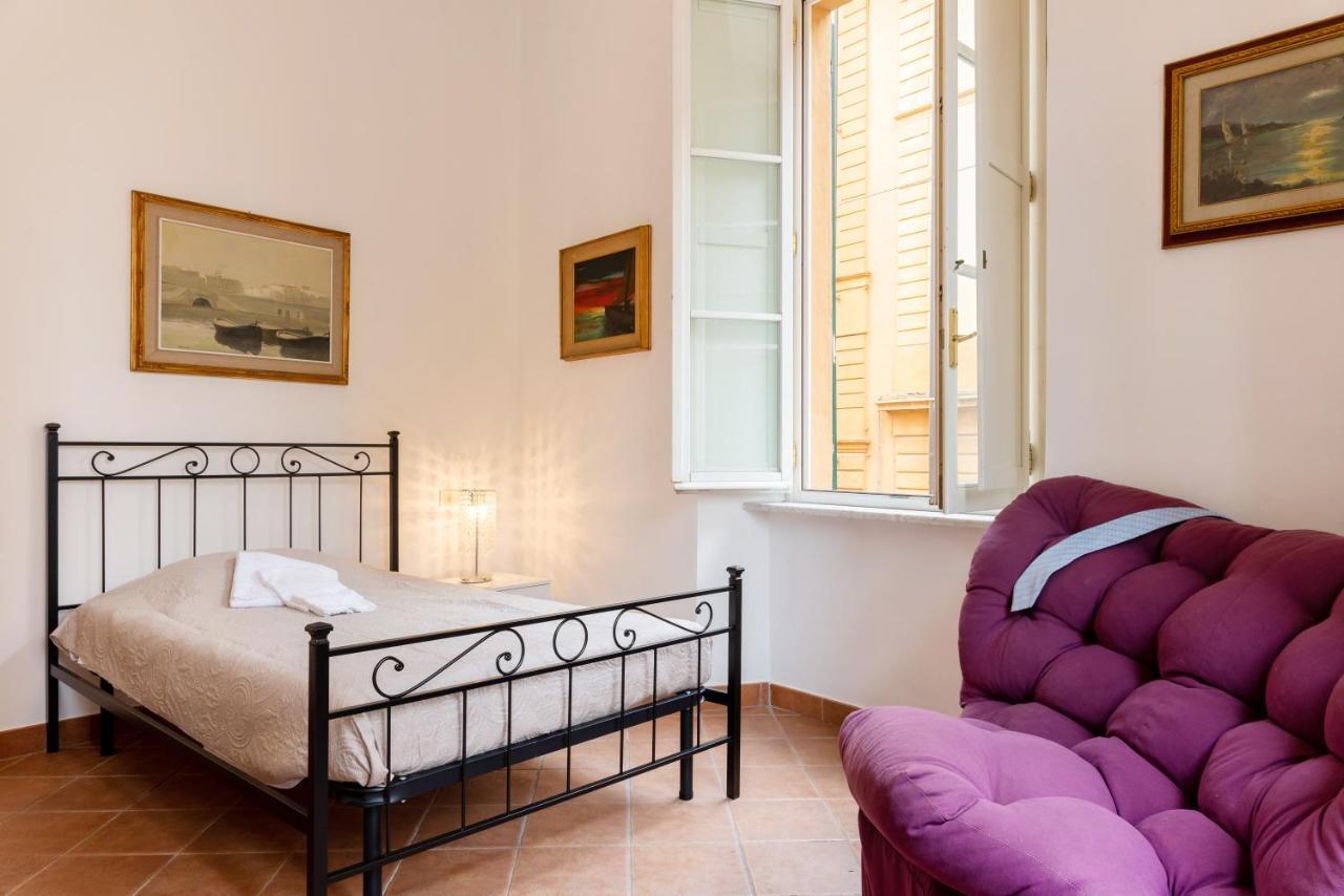 Borgo Stretto Bright Apartments ปิซา ภายนอก รูปภาพ