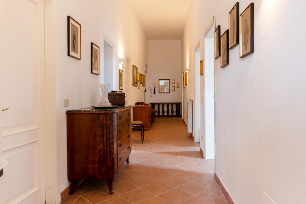 Borgo Stretto Bright Apartments ปิซา ภายนอก รูปภาพ